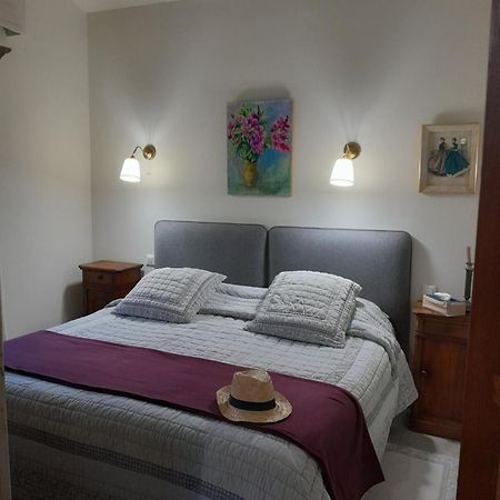 Le Mazet De Louise Apartment แซ็งต์-เรมีย์-เดอ-โพรวองซ์ ภายนอก รูปภาพ